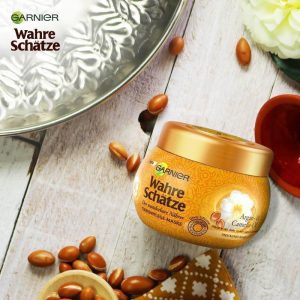 Kem ủ tóc Garnier Wahre Schatze chiết xuất dầu Argan và hoa trà Camelia