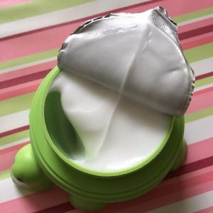 Kem dưỡng ẩm da cho bé Hipp