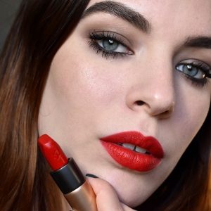 Son kem lì Kiko 311 đỏ tươi